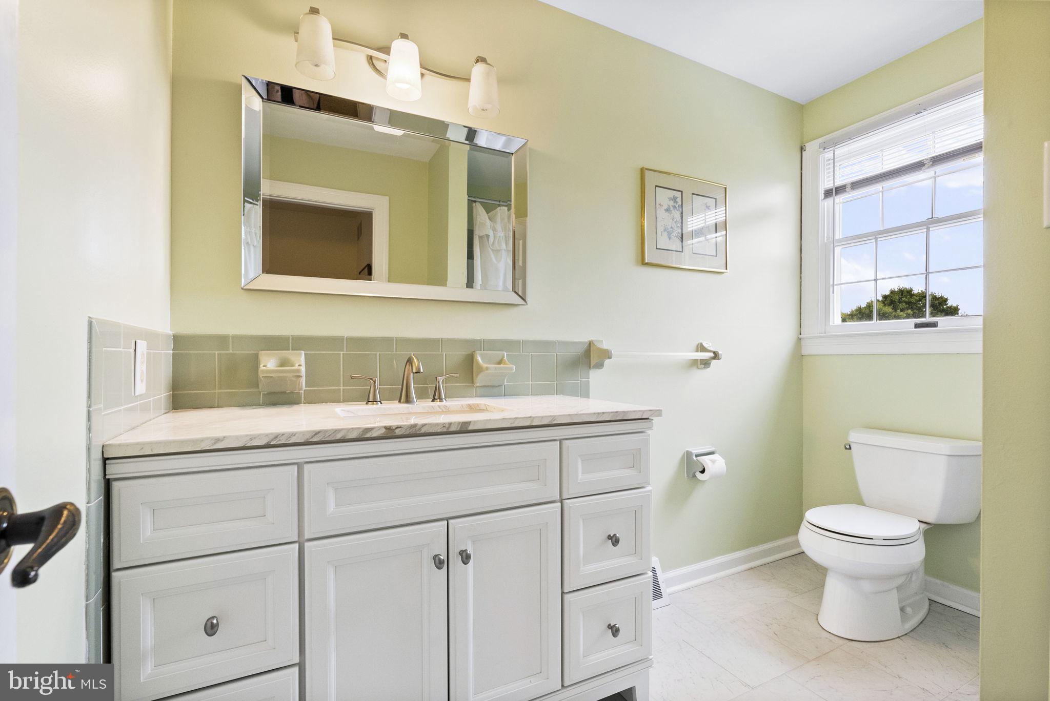 1073 Country Club Road West Chester, PA 19382 - Photo 47 of 79 Full bath 2nd floor