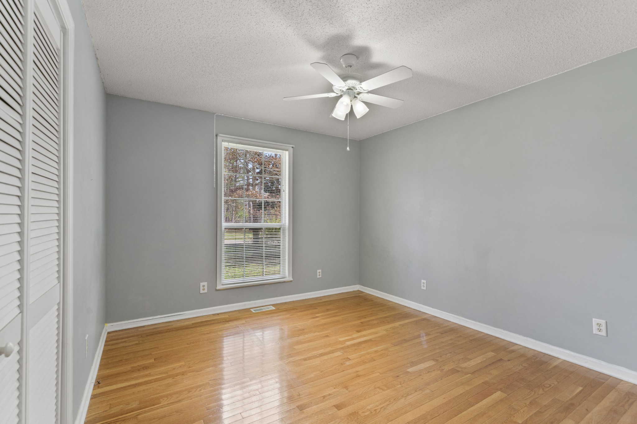 16 Town Road Fayetteville, TN 37334 - Photo 14 of 19 a view of a room with a ceiling fan and a window