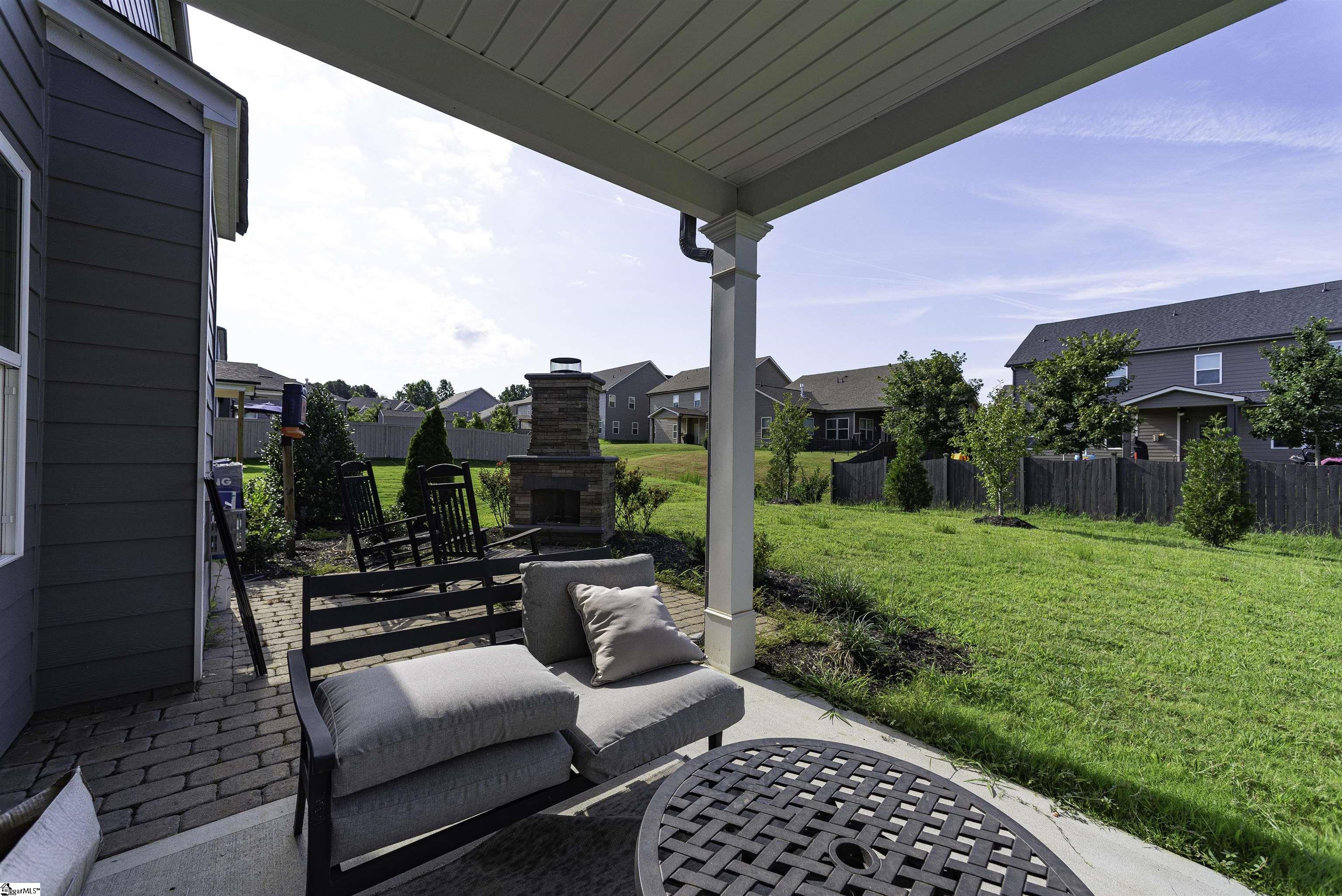 302 River Otter Road Simpsonville, SC 29680 - Photo 9 of 15 Gallery Image 9