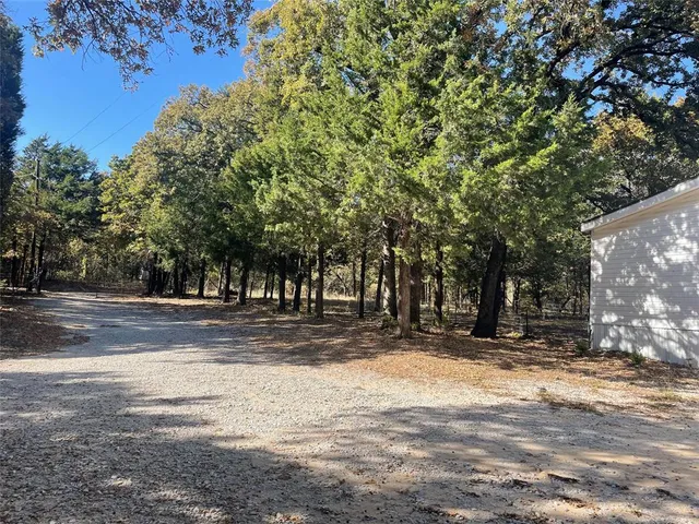 $1,750 | 1395 Blackjack Road, Valley View, TX 76272