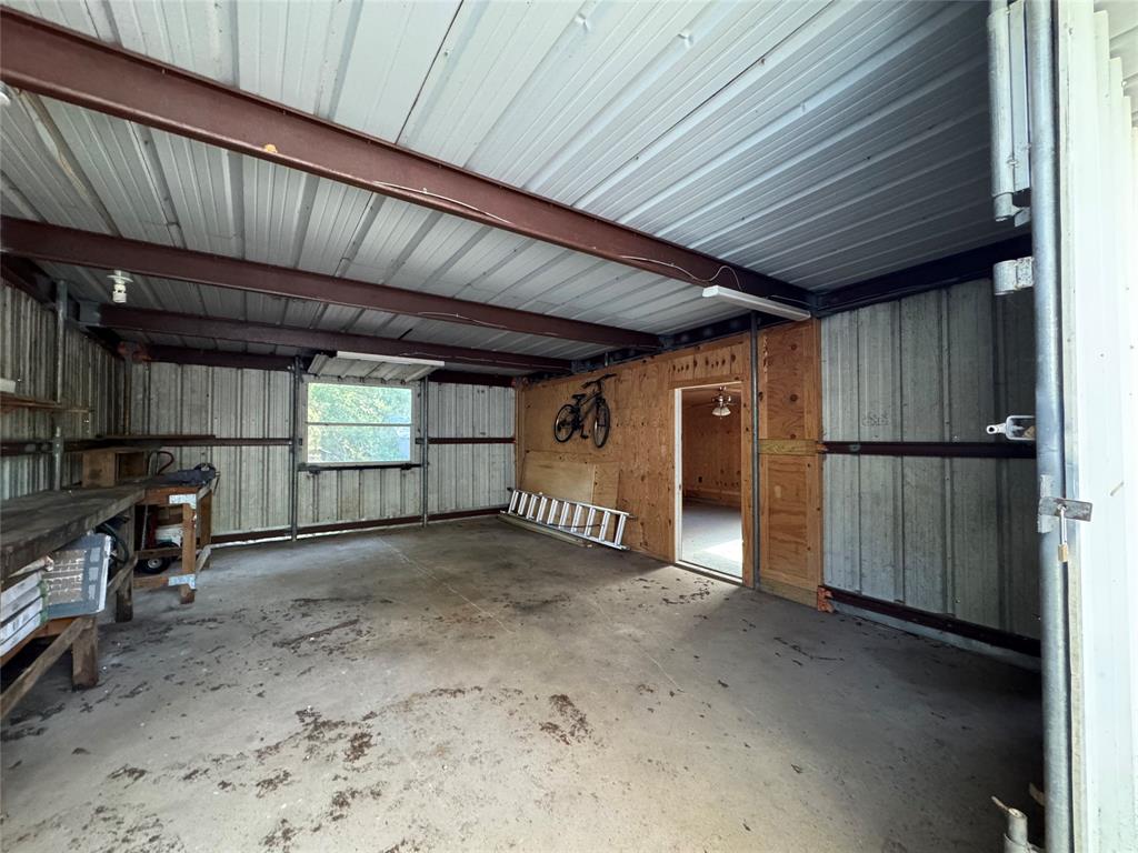 1395 Blackjack Road Valley View, TX 76272 - Photo 17 of 23 Garage