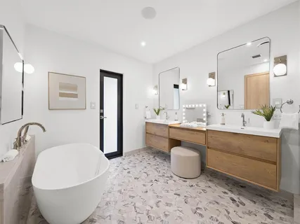 $2,895,000 | 7125 Southwest 119th Street, Pinecrest, FL 33156