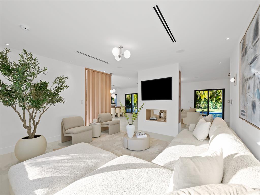 7125 Southwest 119th Street Pinecrest, FL 33156 - Photo 2 of 27