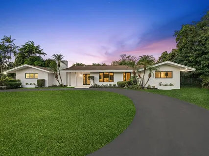 $2,895,000 | 7125 Southwest 119th Street, Pinecrest, FL 33156