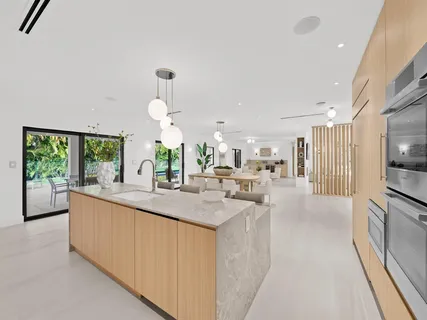 $2,895,000 | 7125 Southwest 119th Street, Pinecrest, FL 33156