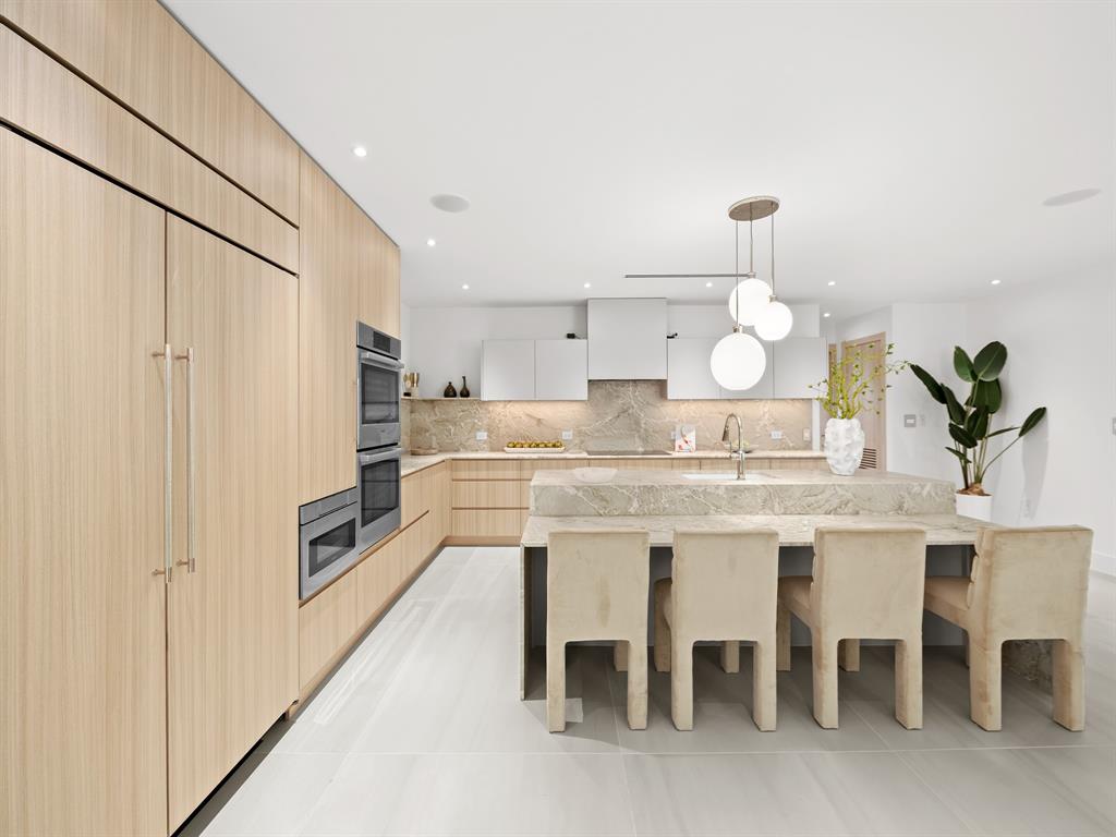 7125 Southwest 119th Street Pinecrest, FL 33156 - Photo 9 of 27