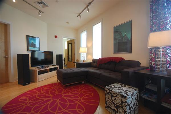 24 Bay State Road, Unit 10 Cambridge, MA 02138 - Photo 3 of 14 Gallery Image 3