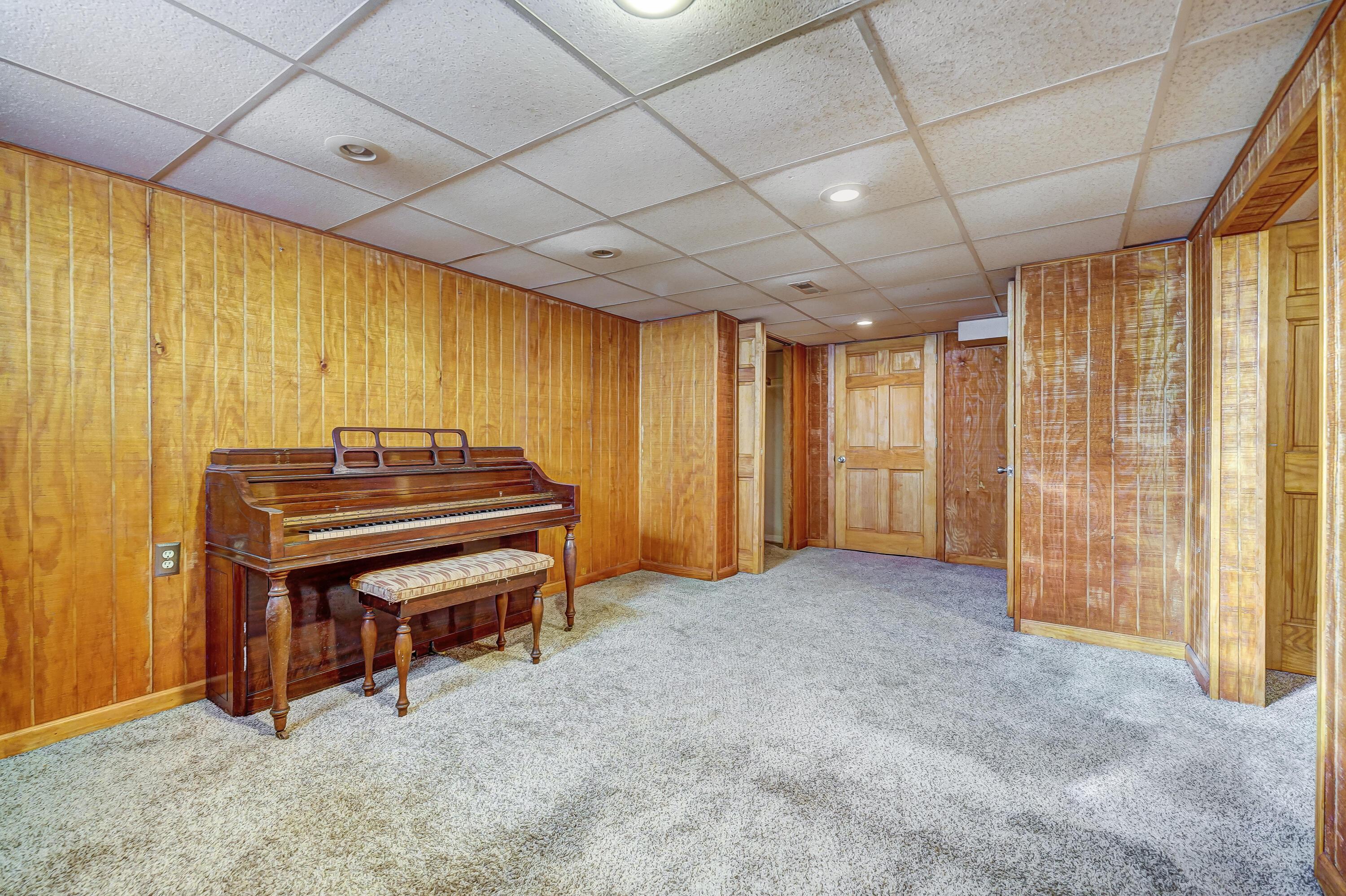 142 West Henderson Road Columbus, OH 43214 - Photo 27 of 38 Basement