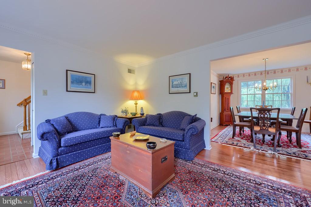 342 Knights Bridge Way Lititz, PA 17543 - Photo 11 of 46 Living room