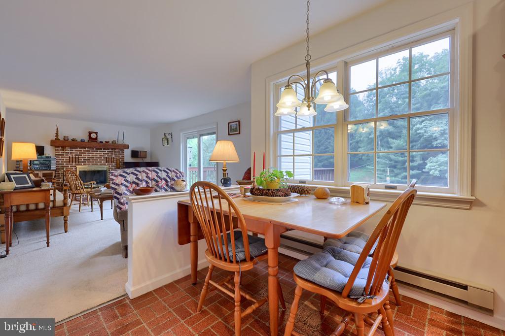 342 Knights Bridge Way Lititz, PA 17543 - Photo 16 of 46 Eat-in Kitchen area