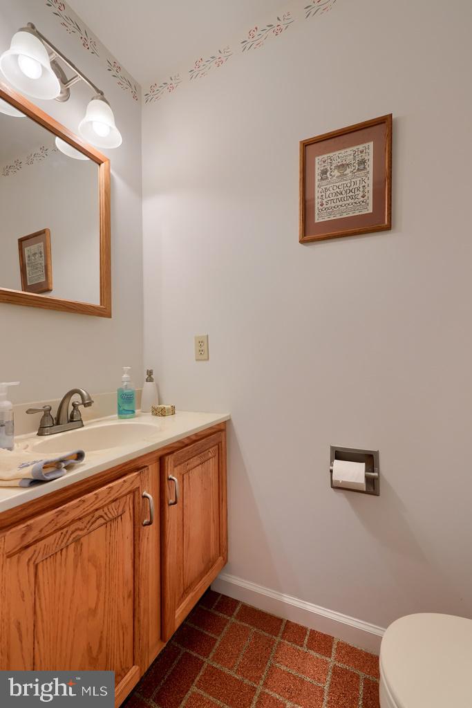 342 Knights Bridge Way Lititz, PA 17543 - Photo 29 of 46 Bathroom