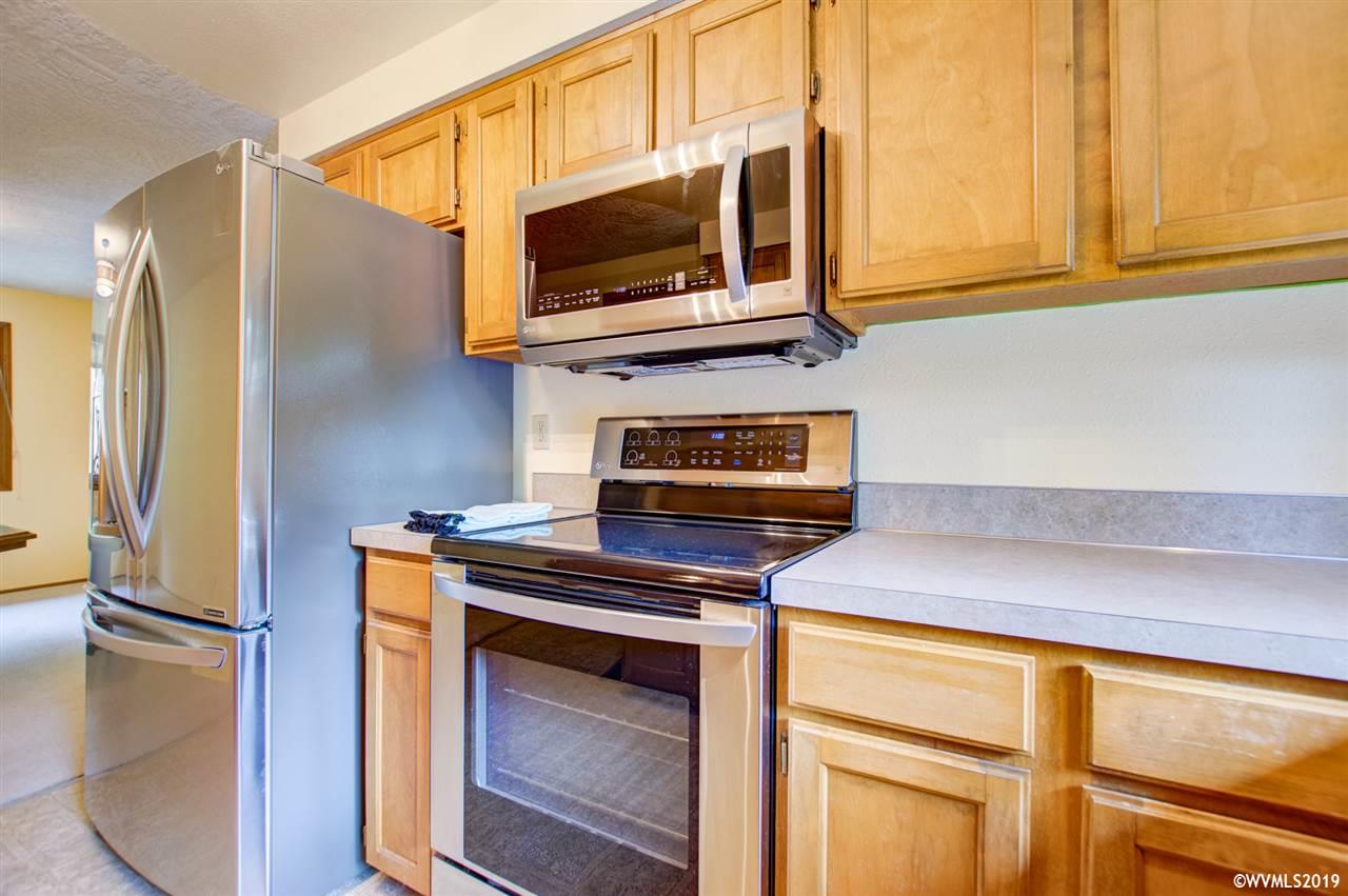 28087 South Lost Canyon Road Mulino, OR 97042 - Photo 9 of 33 Gallery Image 9