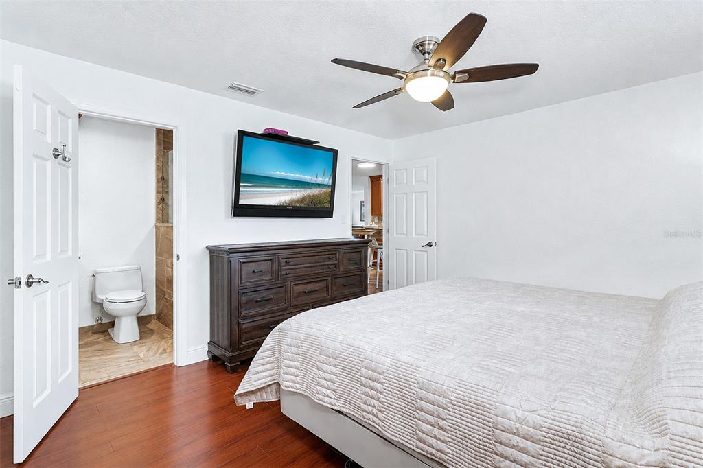 4948 97th Way North St. Petersburg, FL 33708 - Photo 22 of 45 Gallery Image 22