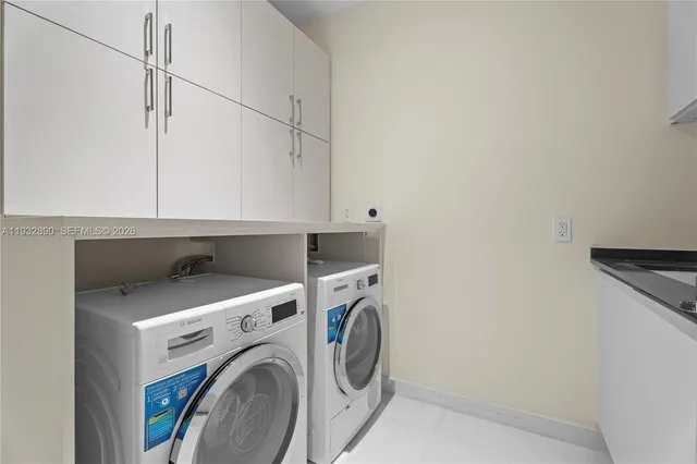 $20,000 | 300 Biscayne Blvd Way, Unit 4007W, Miami, FL 33131