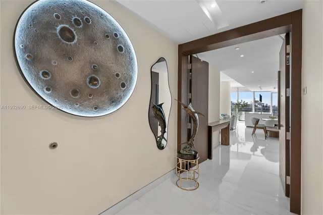 $20,000 | 300 Biscayne Blvd Way, Unit 4007W, Miami, FL 33131