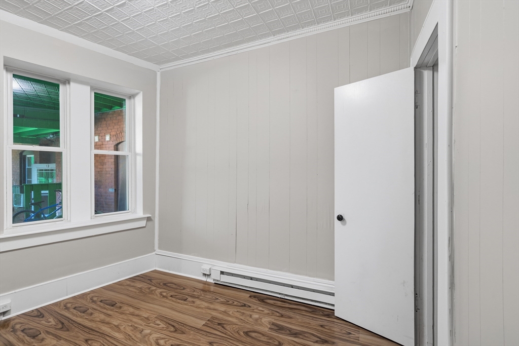 55 Chestnut Street, Unit 1 Holyoke, MA 01040 - Photo 8 of 20