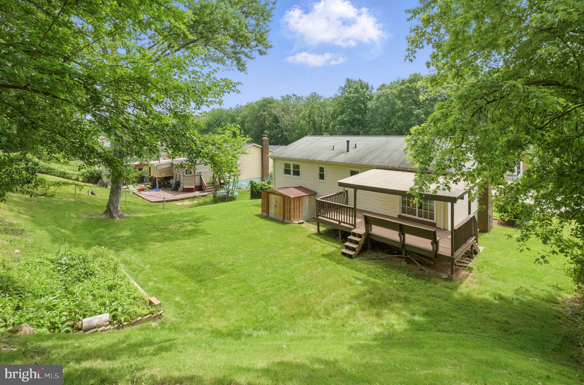 13626 Kingsman Road Woodbridge, VA 22193 - Photo 33 of 39 Gallery Image 33