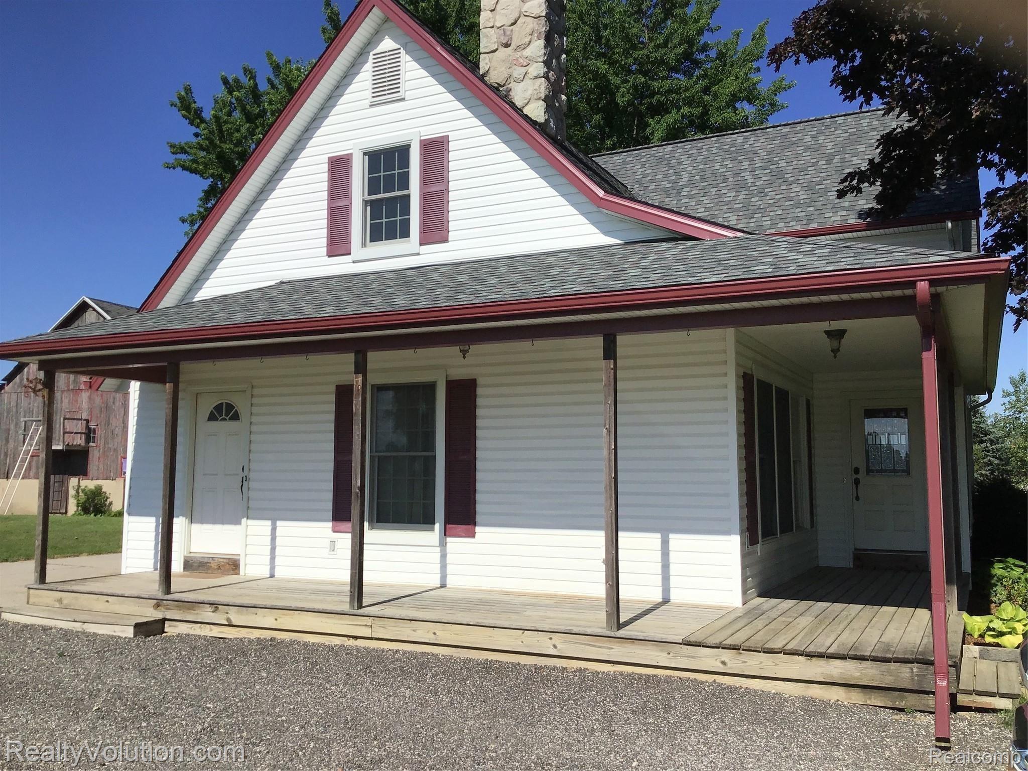 6105 Armstrong Road Imlay City, MI 48444 - Photo 3 of 45 A3AA8029-F03F-40D0-8123-40AD635B9C2B.jpeg