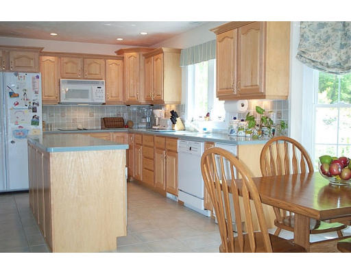 45 Painted Post Road Groton, MA 01450 - Photo 4 of 10 Gallery Image 4