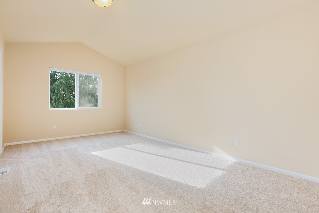 3432 164th Place Southeast Bothell, WA 98012 - Photo 14 of 22 Gallery Image 14