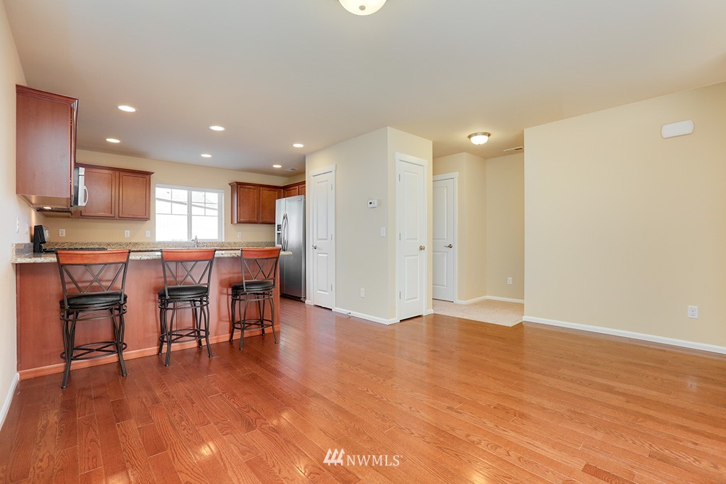 3432 164th Place Southeast Bothell, WA 98012 - Photo 10 of 22 Gallery Image 10
