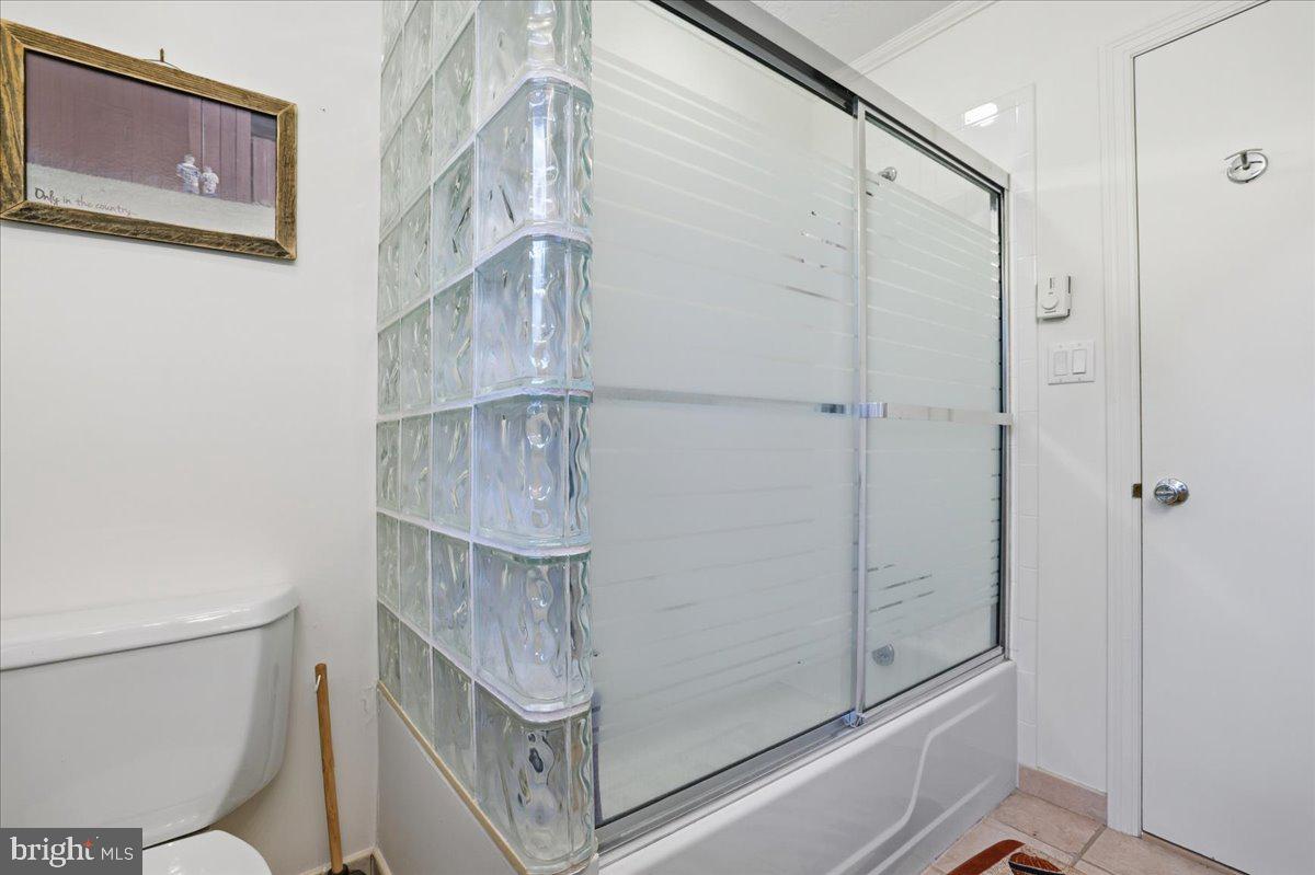 25 Fall Place Union Dale, PA 18470 - Photo 57 of 99 a bathroom with a shower