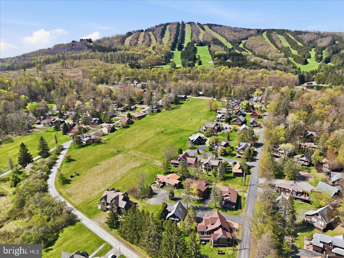 25 Fall Place Union Dale, PA 18470 - Photo 82 of 99 Scenic hillside community retreat.