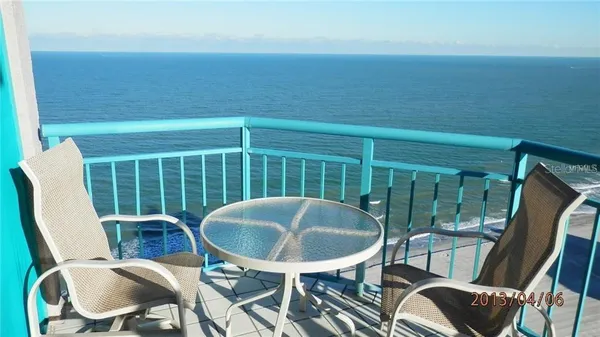 $4,250 | 1540 Gulf Boulevard, Unit PH3, Clearwater, FL 33767