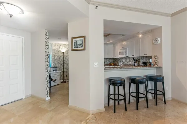 $4,250 | 1540 Gulf Boulevard, Unit PH3, Clearwater, FL 33767