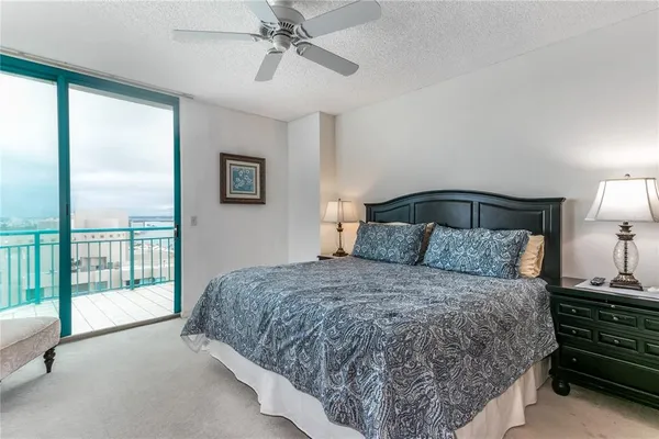 $4,250 | 1540 Gulf Boulevard, Unit PH3, Clearwater, FL 33767