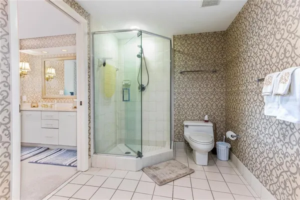 $4,250 | 1540 Gulf Boulevard, Unit PH3, Clearwater, FL 33767