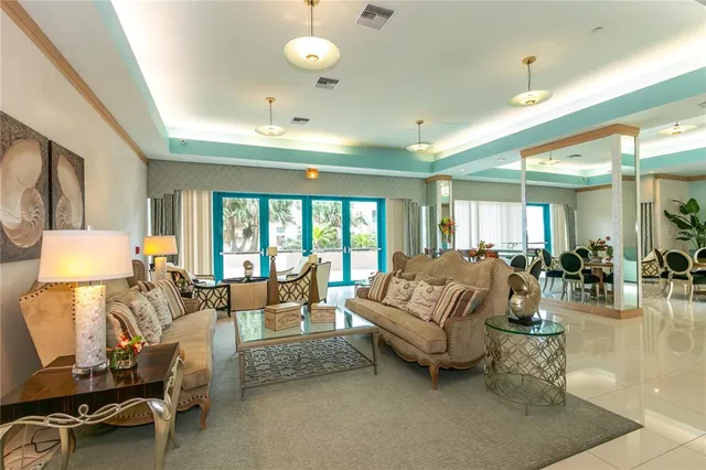 $3,725 | 1540 Gulf Boulevard, Unit PH3, Clearwater, FL 33767