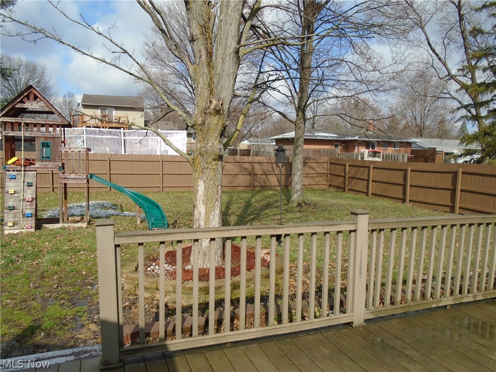 2446 North Road Southeast Warren, OH 44484 - Photo 3 of 21 Gallery Image 3