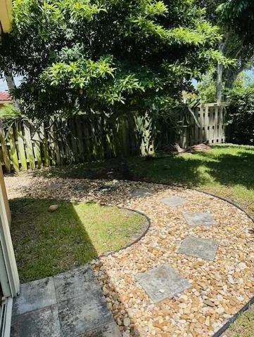 $4,000 | 5245 Sancerre Circle, Lake Worth, FL 33463