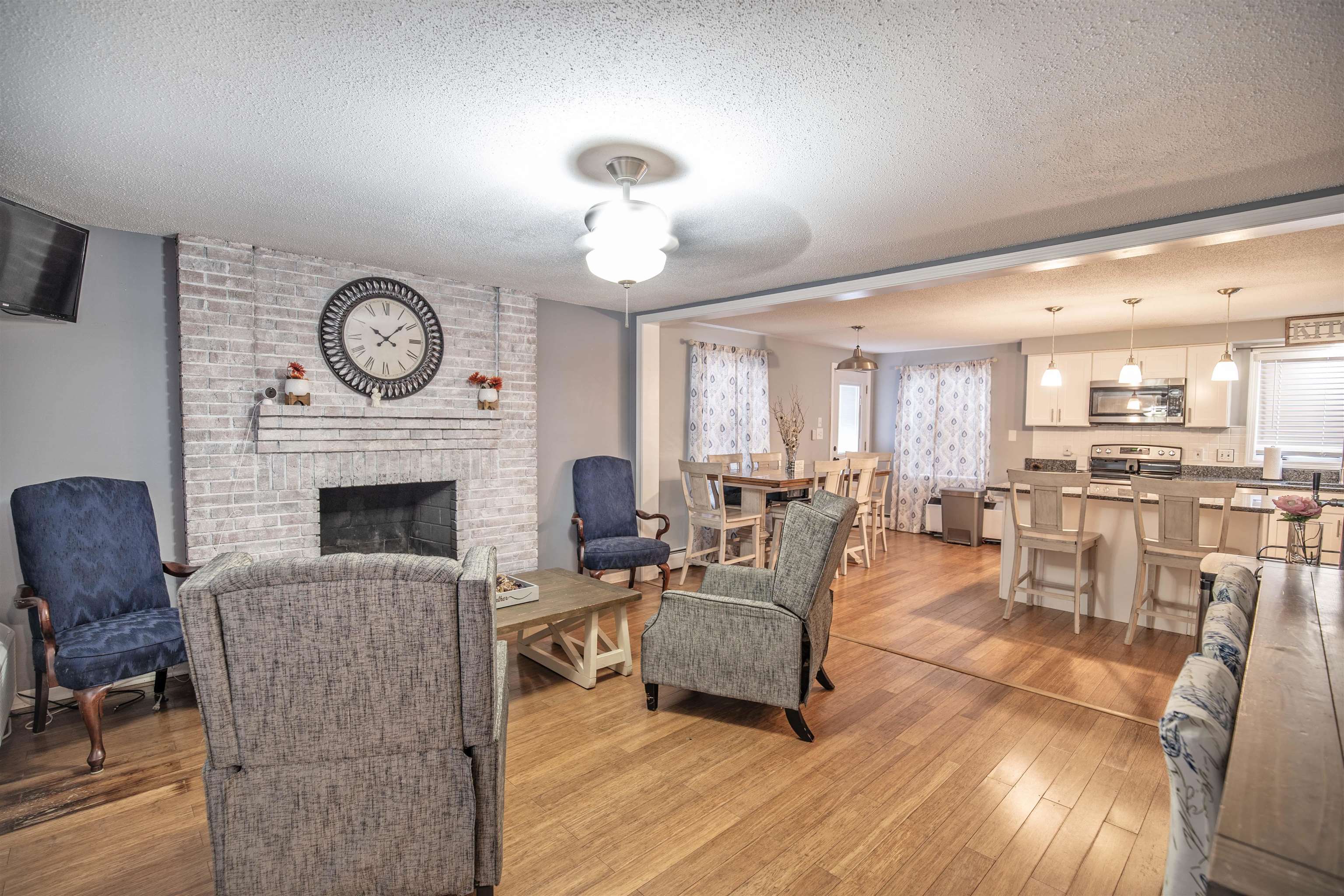 250 Goffstown Road Manchester, NH 03102 - Photo 12 of 40