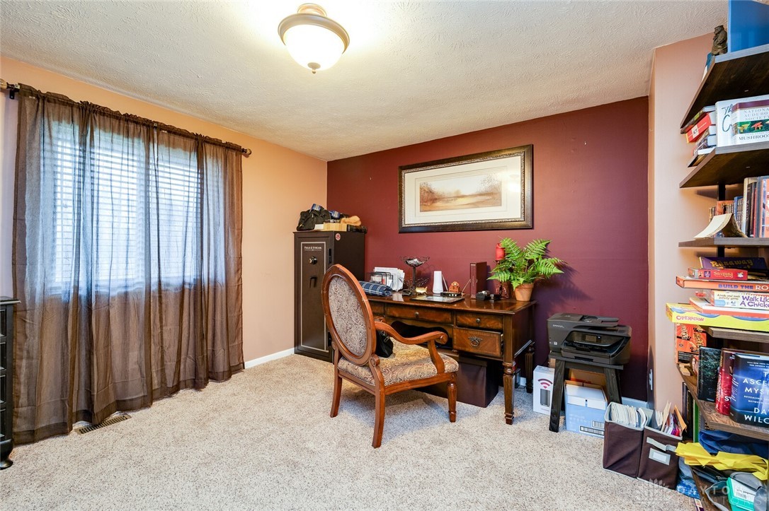 2038 East Lower Springboro Road Waynesville, OH 45068 - Photo 10 of 59