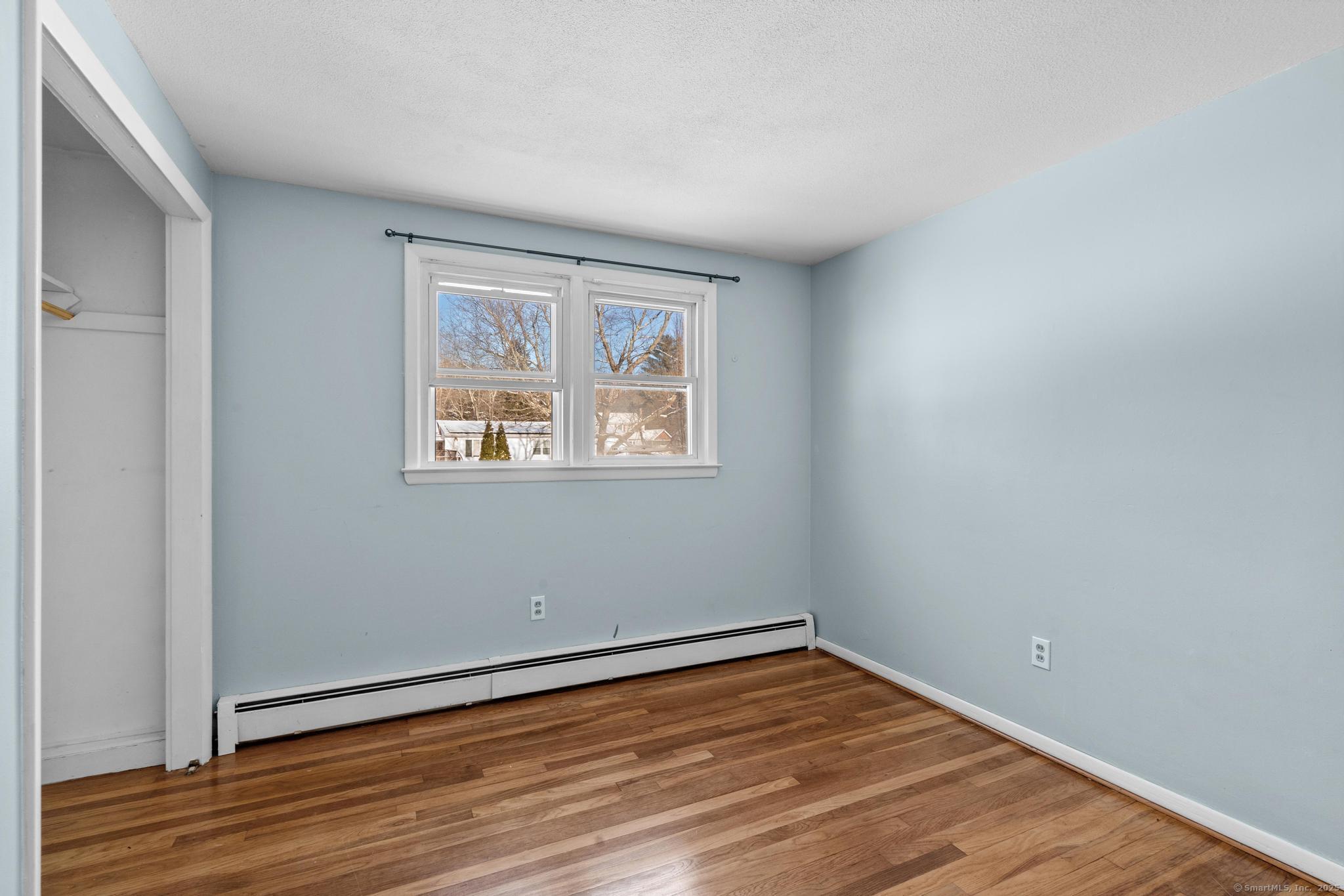 8 Kings Road Simsbury, CT 06089 - Photo 16 of 20