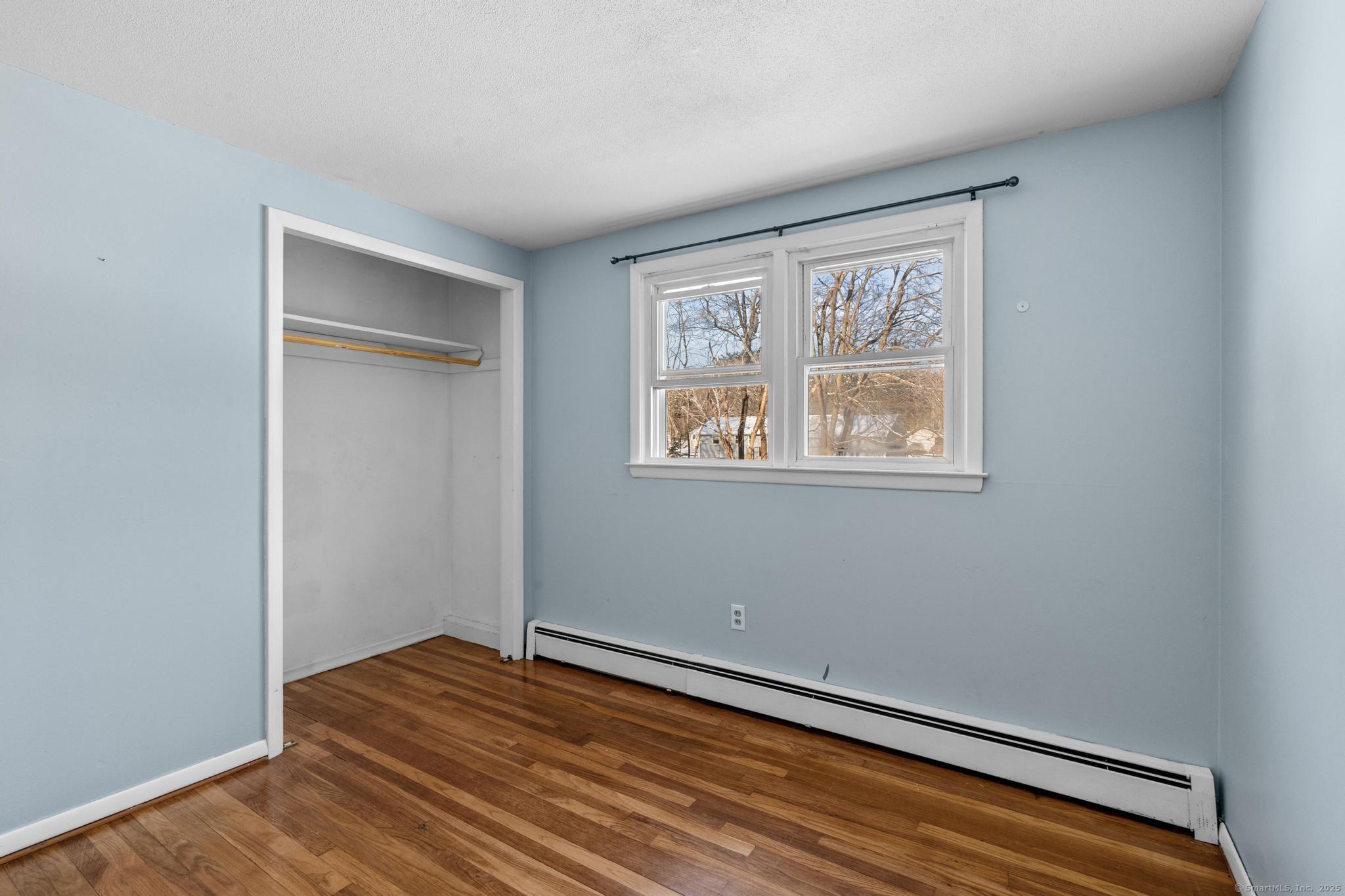 8 Kings Road Simsbury, CT 06089 - Photo 17 of 20