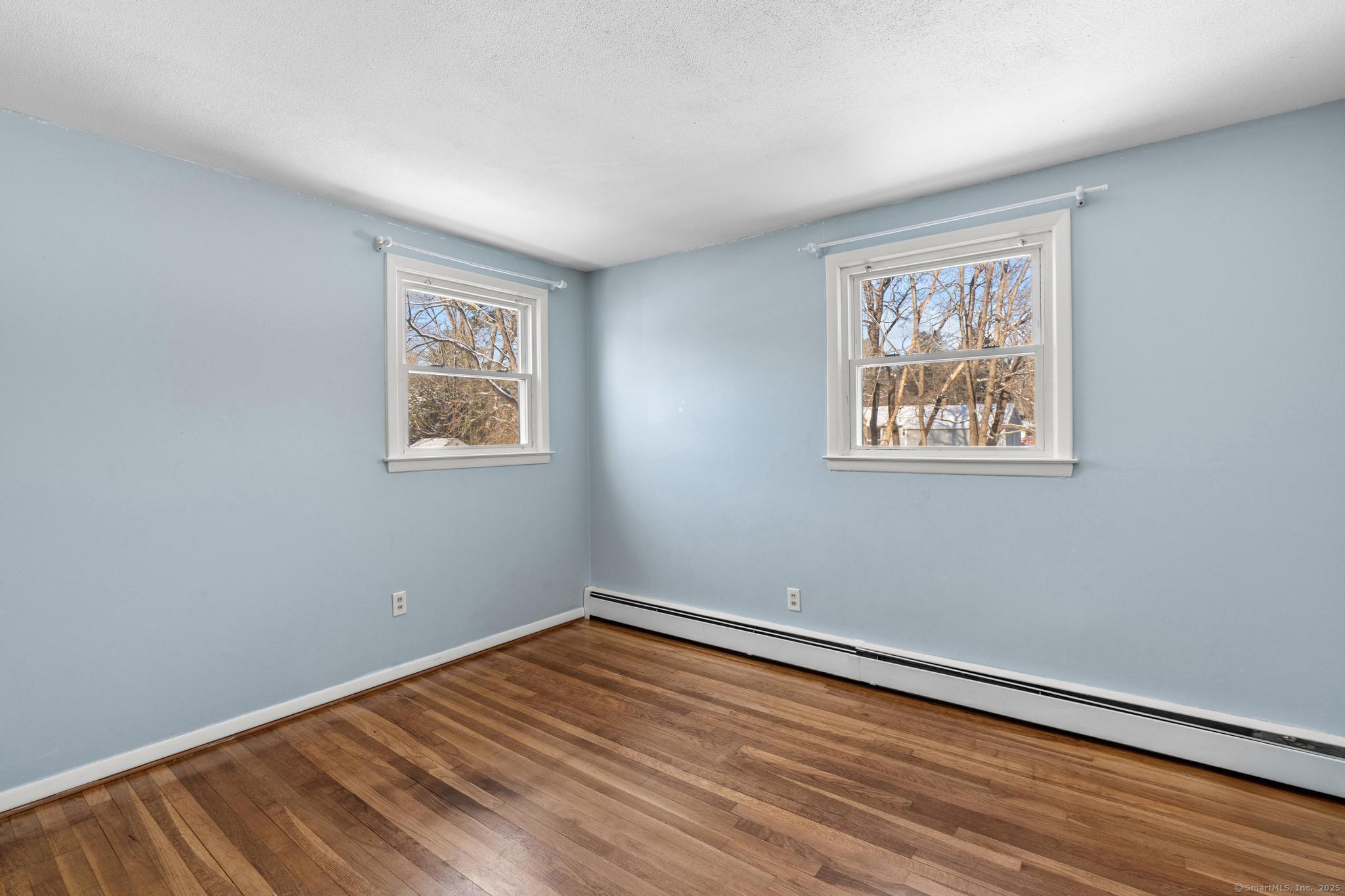 8 Kings Road Simsbury, CT 06089 - Photo 18 of 20