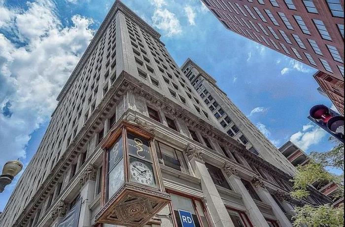 314 North Broadway Unit 1801  