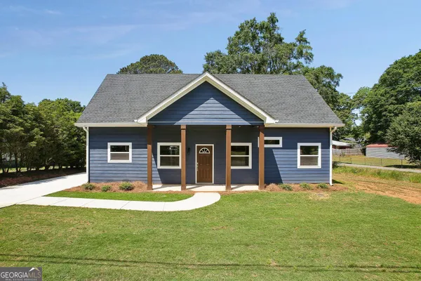 $299,950 | 124 Johnson Street, Barnesville, GA 30204