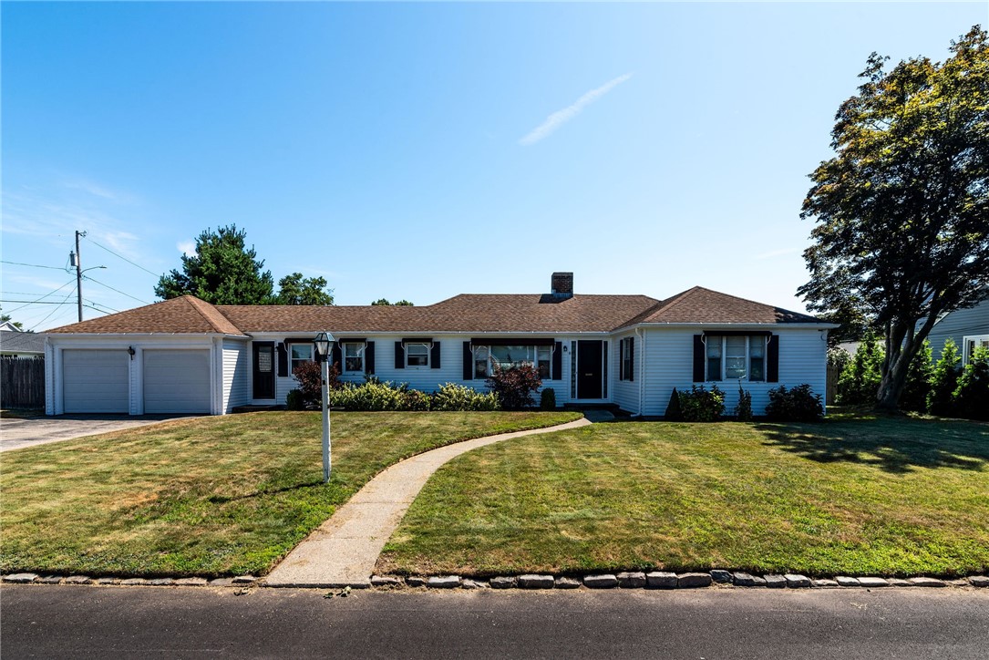 8 Somerset Road Cranston, RI 02910 - Photo 1 of 35 Gallery Image 1