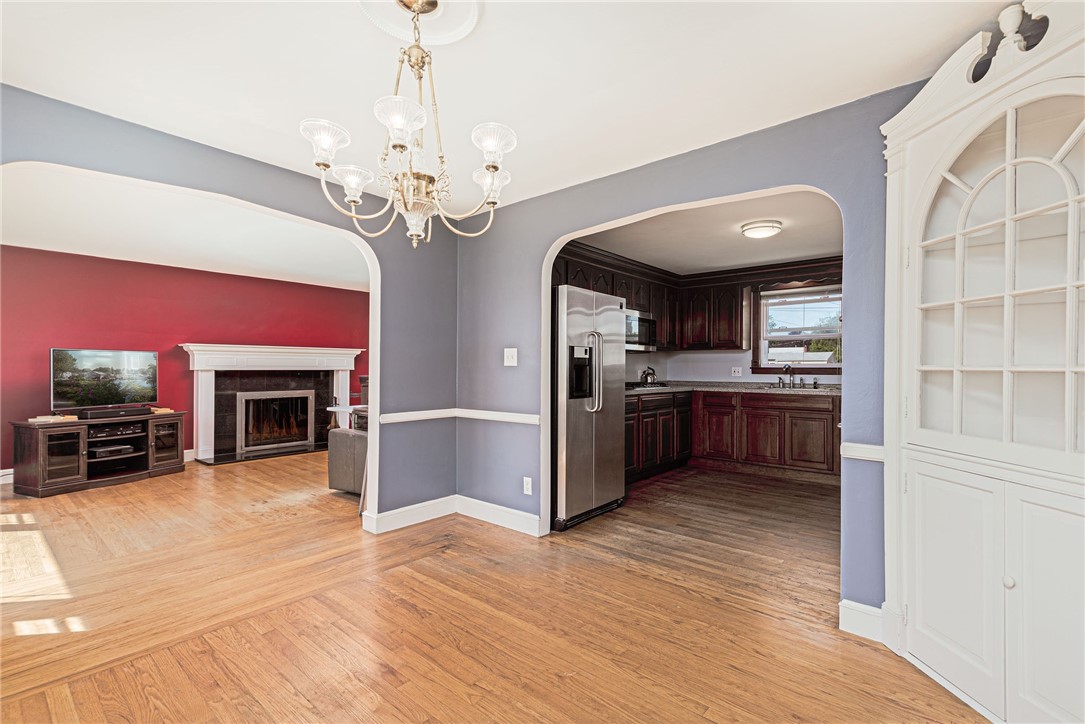 8 Somerset Road Cranston, RI 02910 - Photo 13 of 35 Gallery Image 13