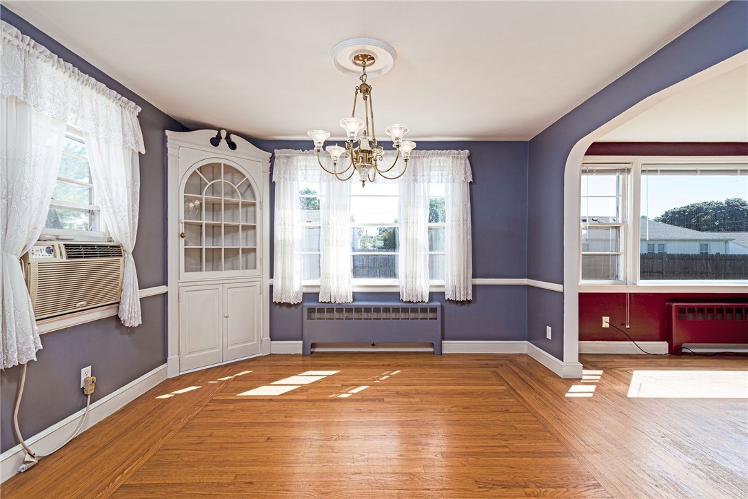 8 Somerset Road Cranston, RI 02910 - Photo 15 of 35 Gallery Image 15