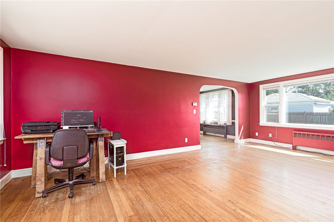 8 Somerset Road Cranston, RI 02910 - Photo 17 of 35 Gallery Image 17