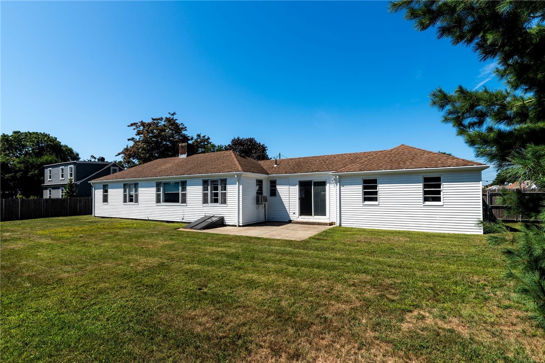 8 Somerset Road Cranston, RI 02910 - Photo 32 of 35 Gallery Image 32
