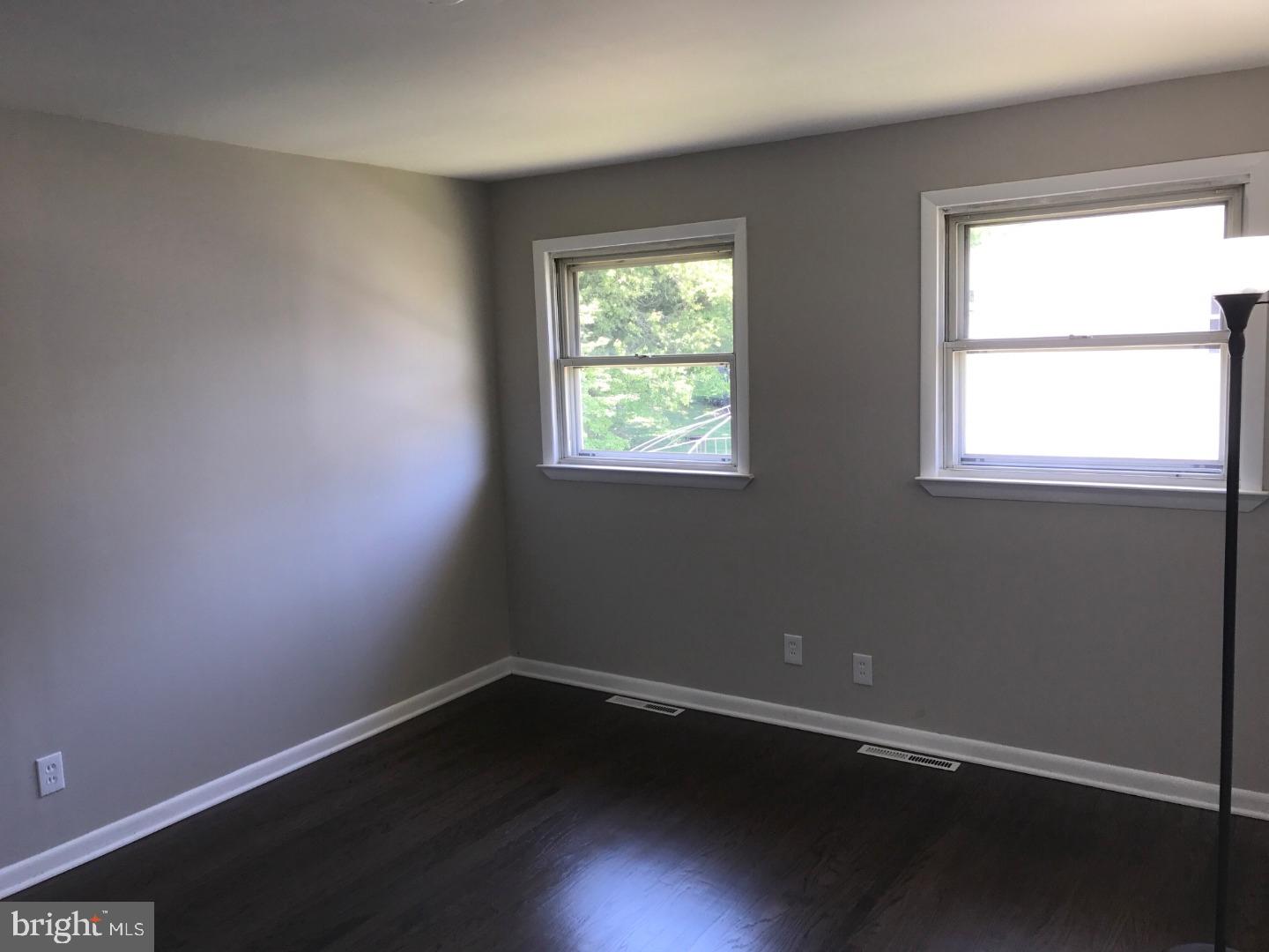 41 Linden Road Burlington, NJ 08016 - Photo 16 of 17
