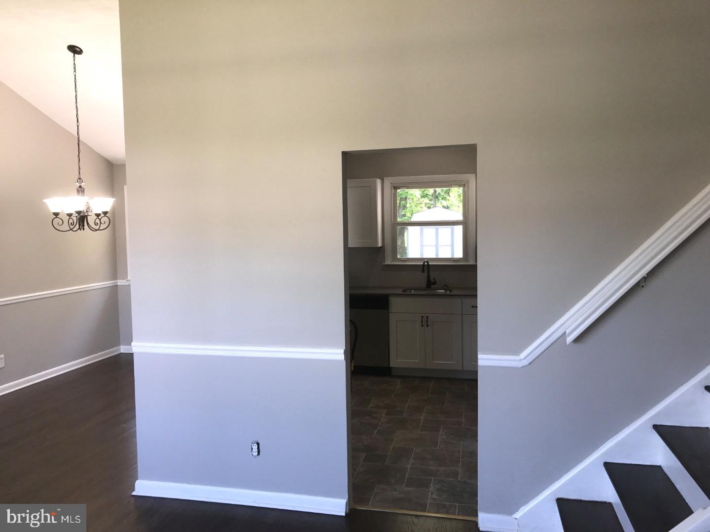 41 Linden Road Burlington, NJ 08016 - Photo 4 of 17