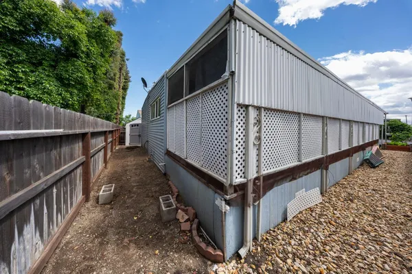 $154,900 | 1830 East Yosemite Avenue, Unit 167, Manteca, CA 95336