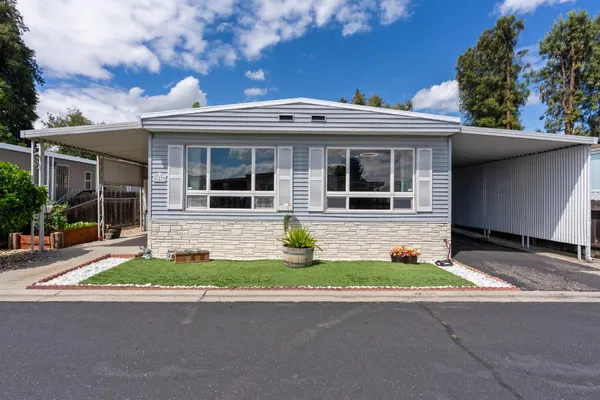 $154,900 | 1830 East Yosemite Avenue, Unit 167, Manteca, CA 95336